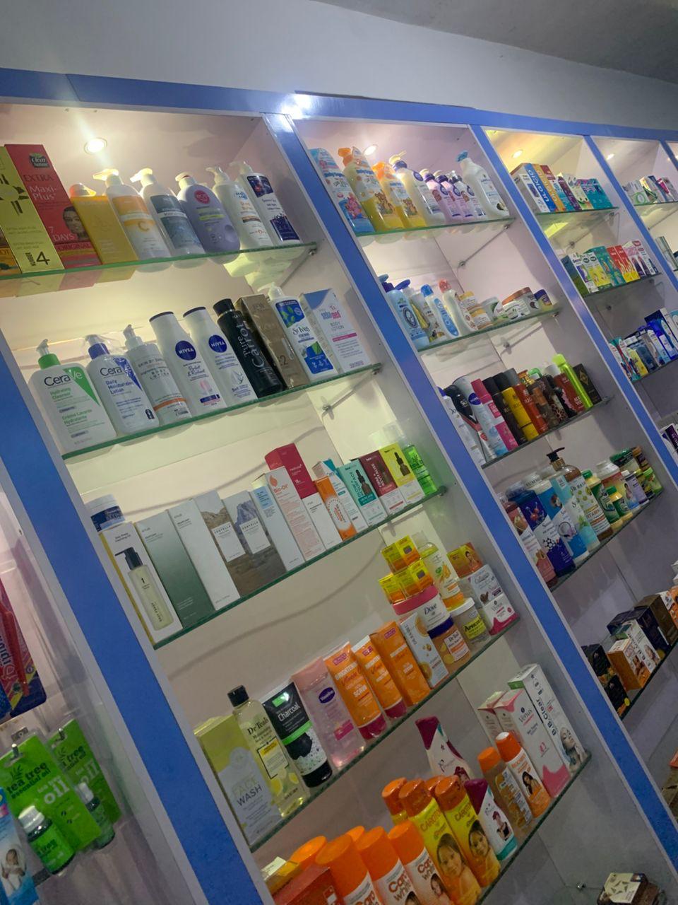 Hugeworth Pharmacy store